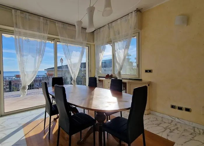 Appartamento Wh - - Vista Mare - Doppio Parcheggio Privato - Wifi Sanremo